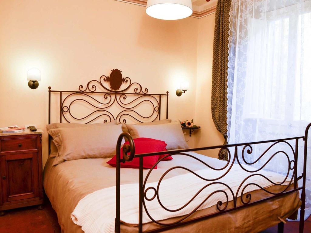 B&B Vicolo Della Scala Cortona Habitación foto